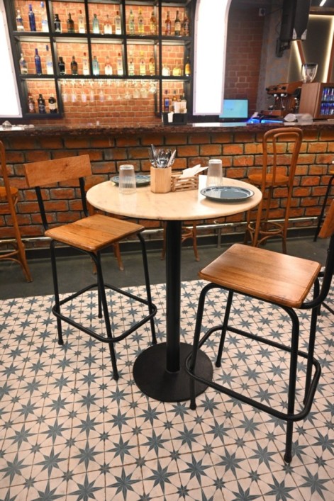 Outdoor Seating